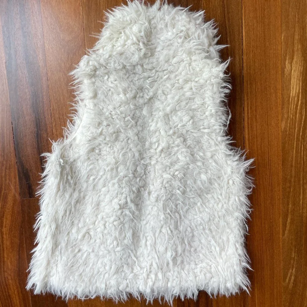 CoffeeShop Shaggy Whubby Faux Fur Drape Vest Sz M